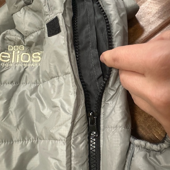 TOUCHDOG HELIOS EXTREMELY WARM SNOWSUIT. Like New - Picture 6 of 10